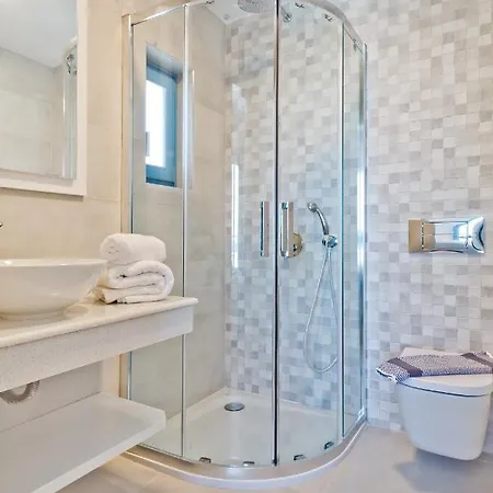 Вилла Nostos Лефкос-Карпату